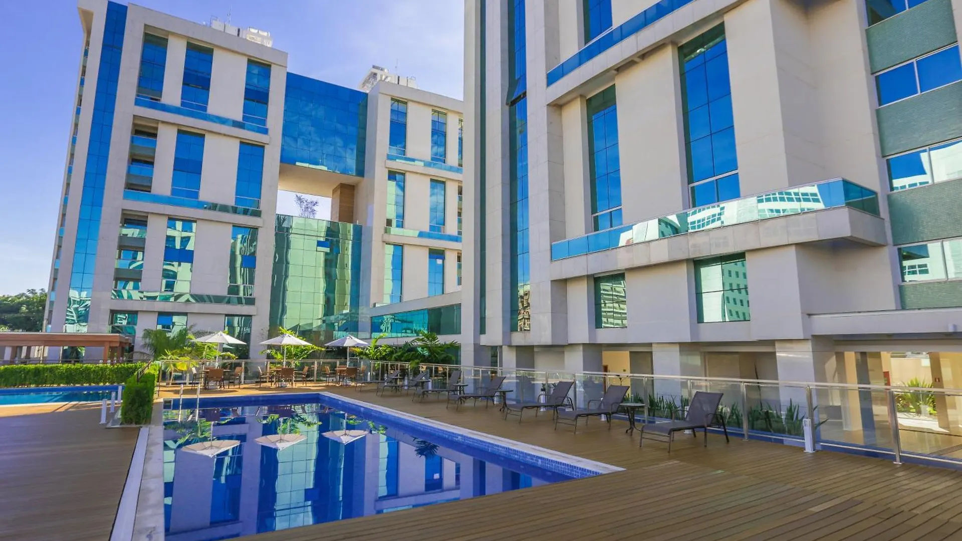 Vista Park Hplus Long Stay Candangolandia 3*,  Brasil