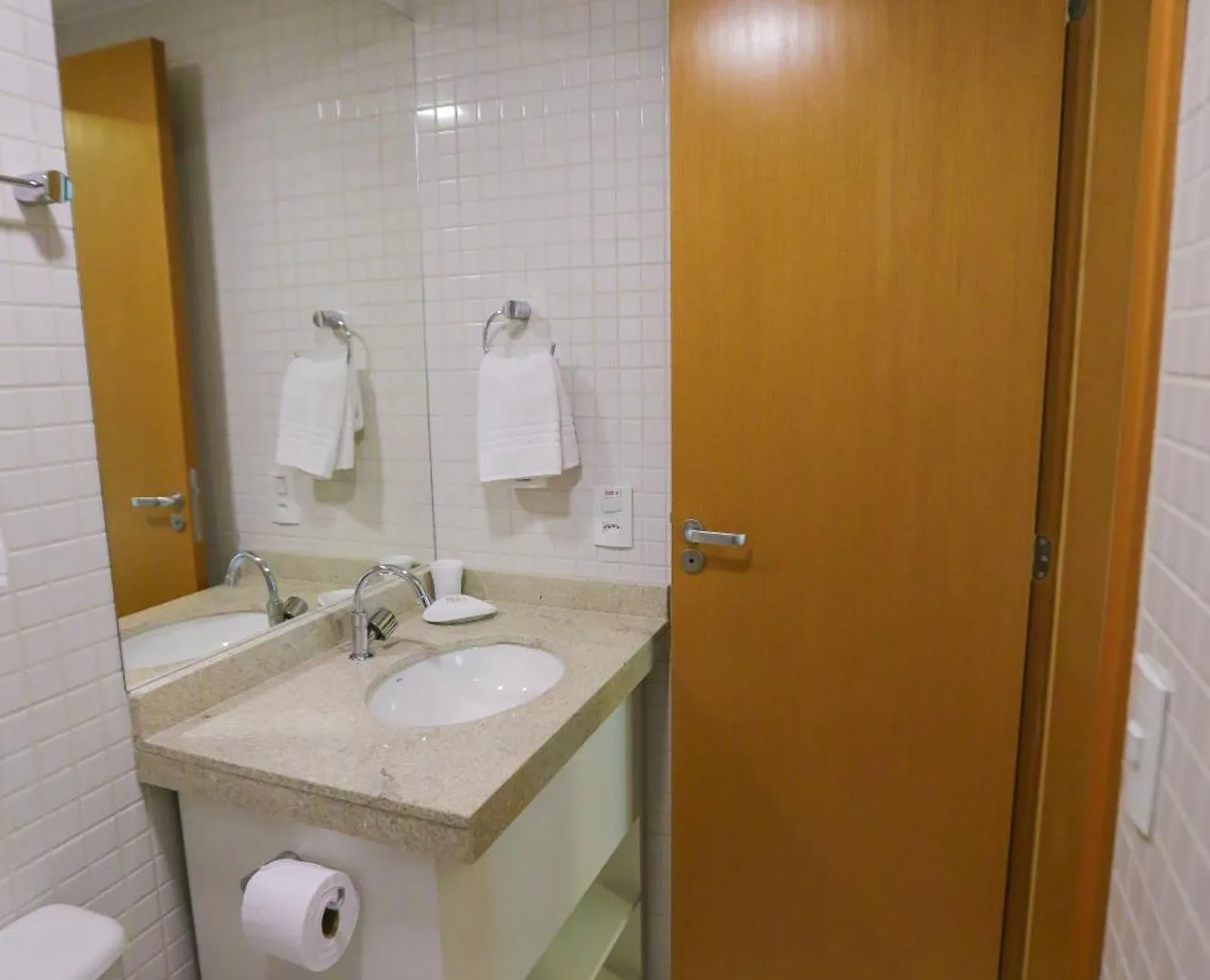 Vista Park Hplus Long Stay Candangolandia 3*,