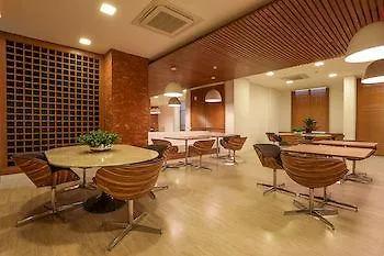 Vista Park Hplus Long Stay Candangolandia Apartahotel