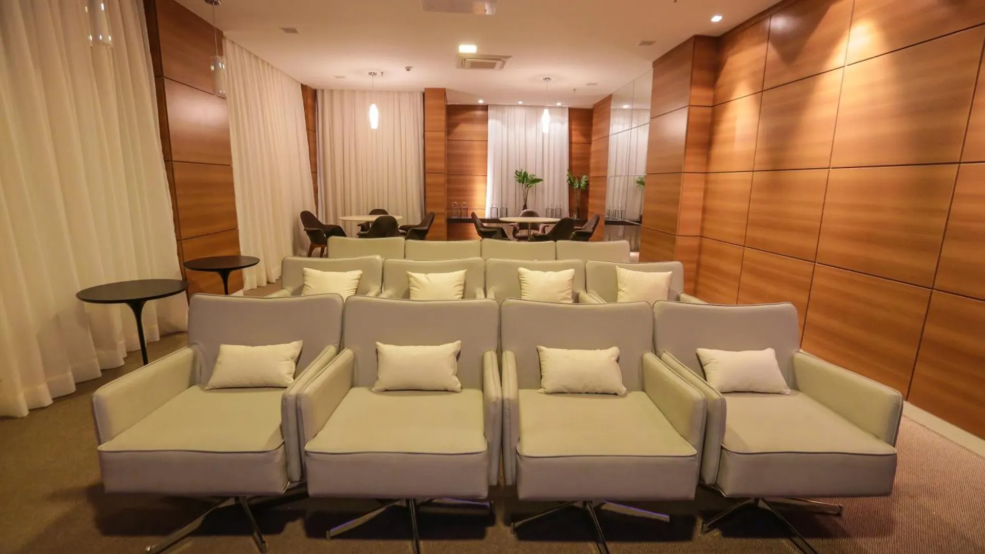 *** Aparthotel Vista Park Hplus Long Stay Candangolandia Brazil